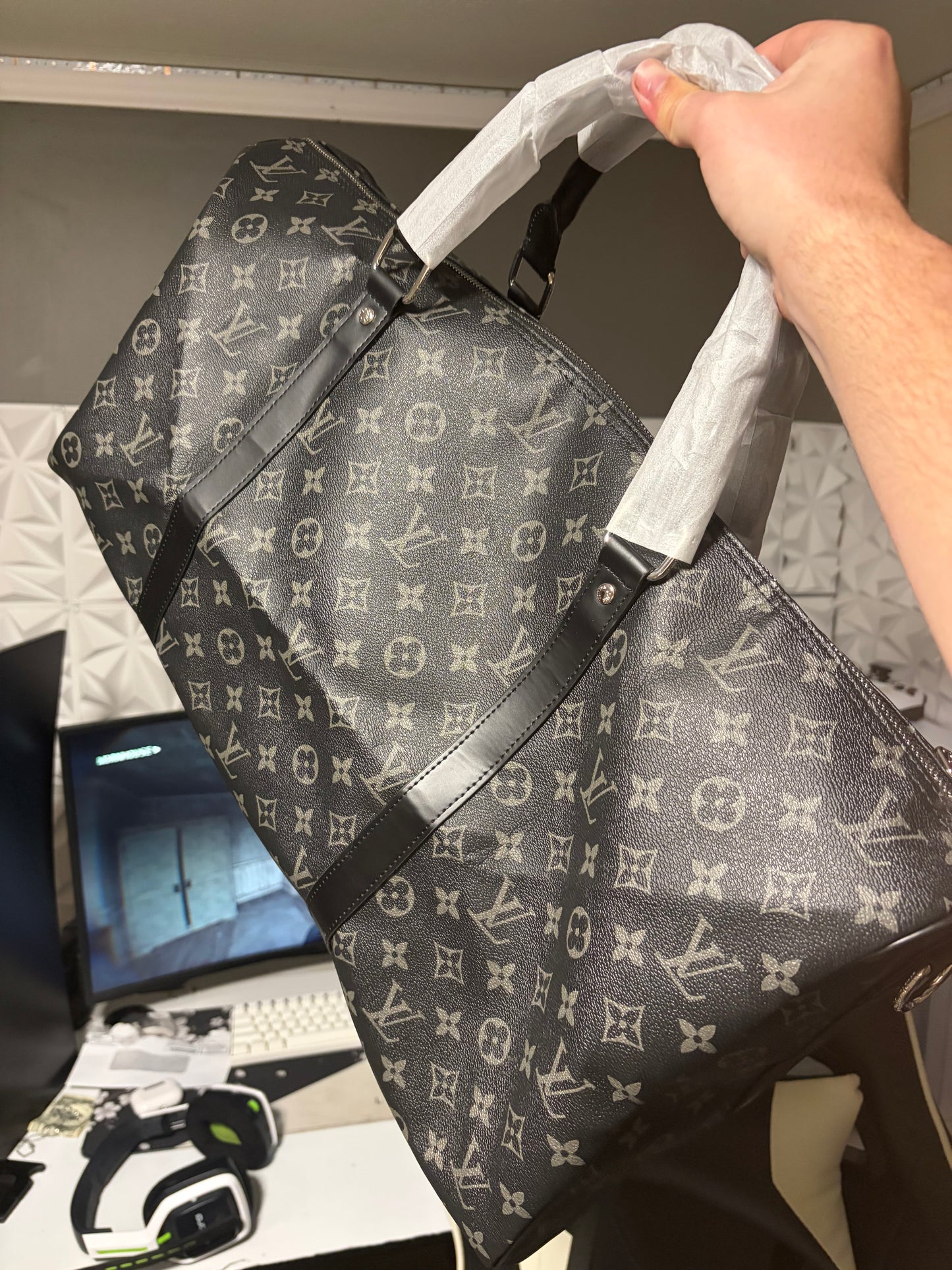 LV duffel bag supplier